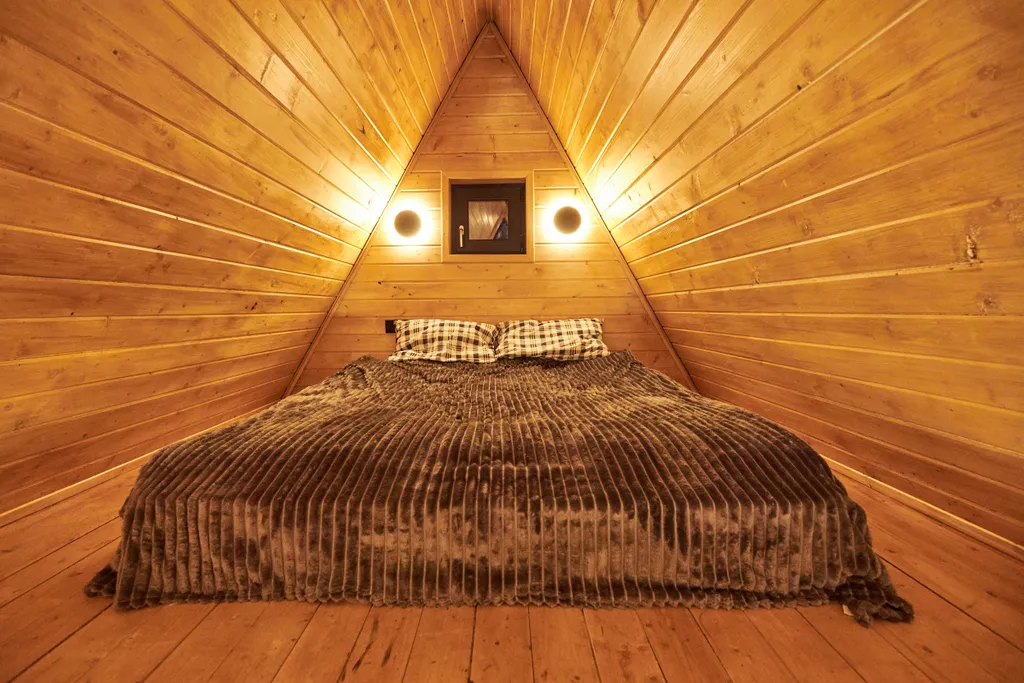 Коттедж Домик A-frame рядом с озером — Светлое