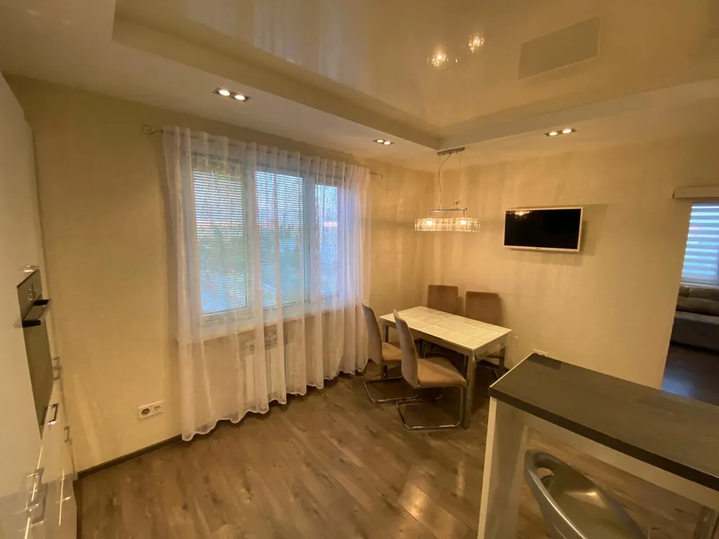 Простороная однокомнатная квартира с панорамной лоджией