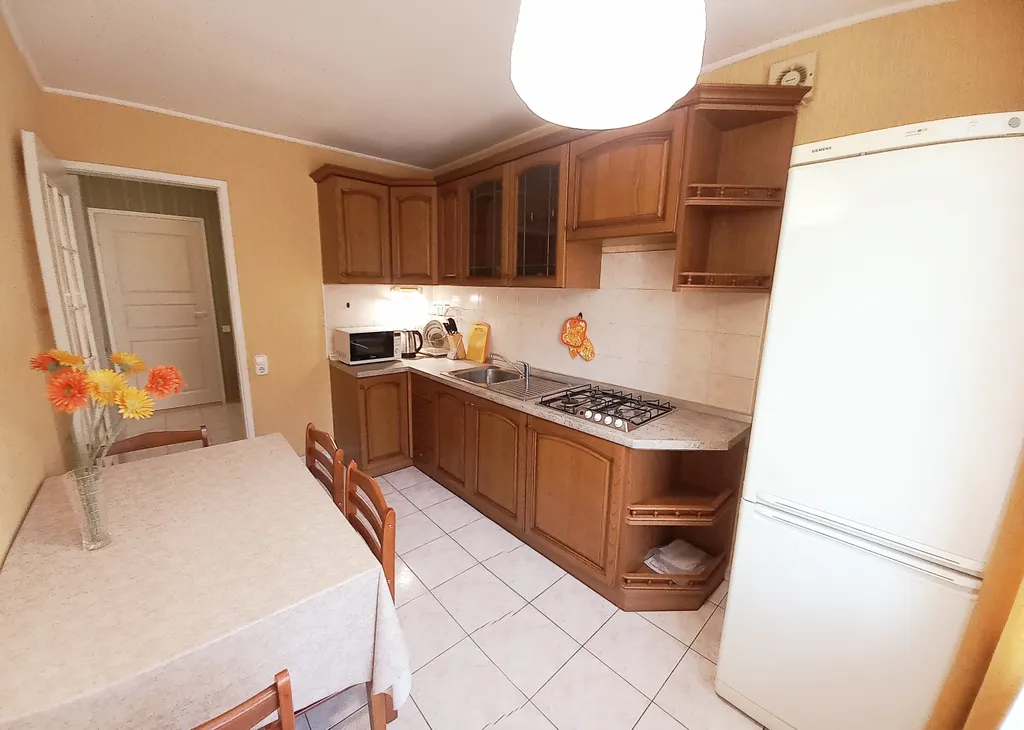 Квартира на площади Славы — аренда посуточно в Самара