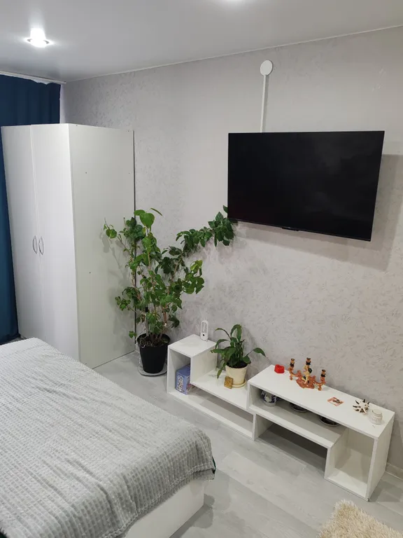 Светлая и уютная квартира в пяти минутах от площади Победы