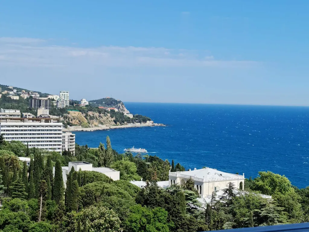 Квартира Люкс студия возле парка с видом на море — аренда посуточно в Кореиз