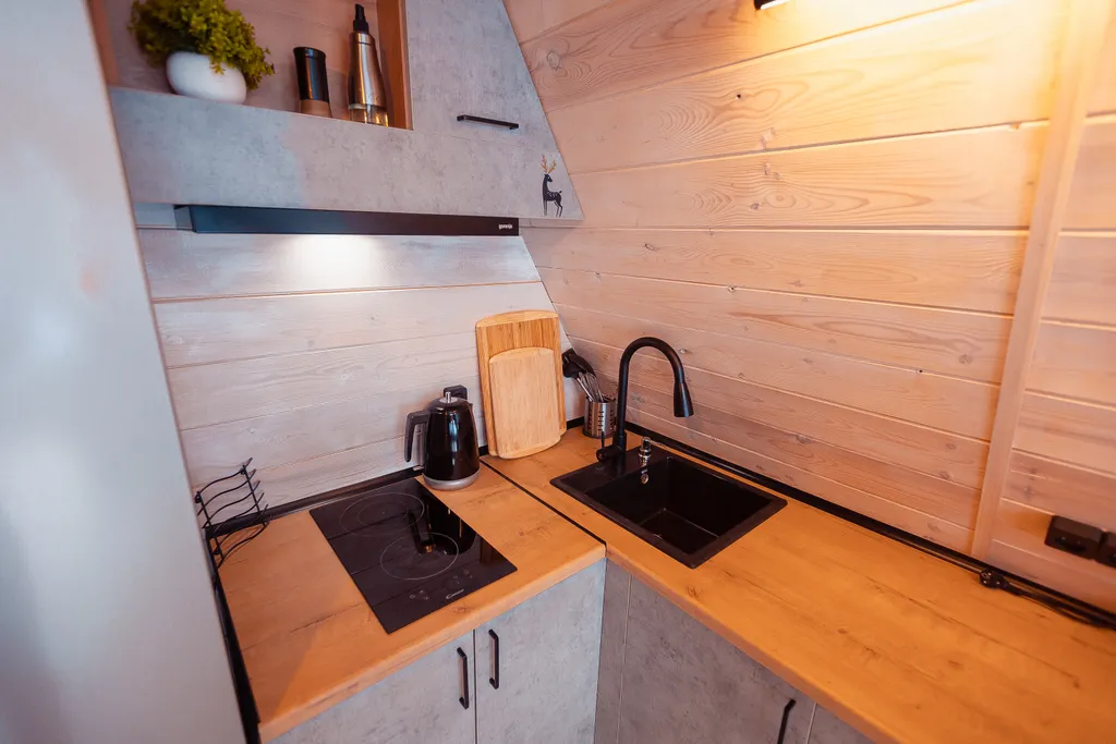 Уютный домик в стиле Афрейм с видом на горы