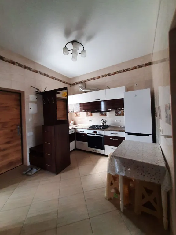 Дом с балконом с видом на море