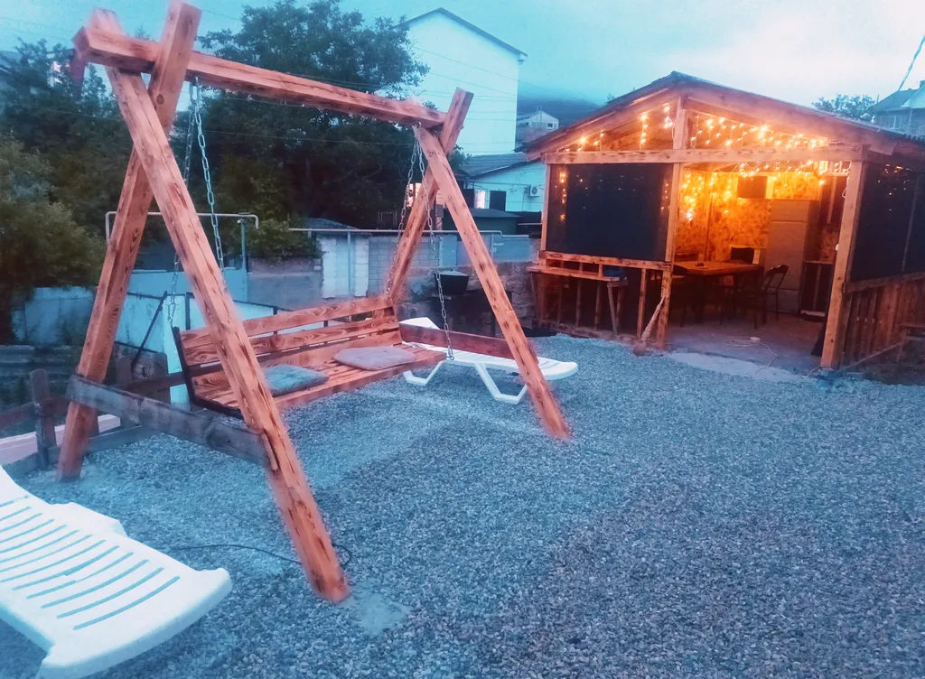 Трёхкомнатный дом под ключ без хозяев и соседей на территории