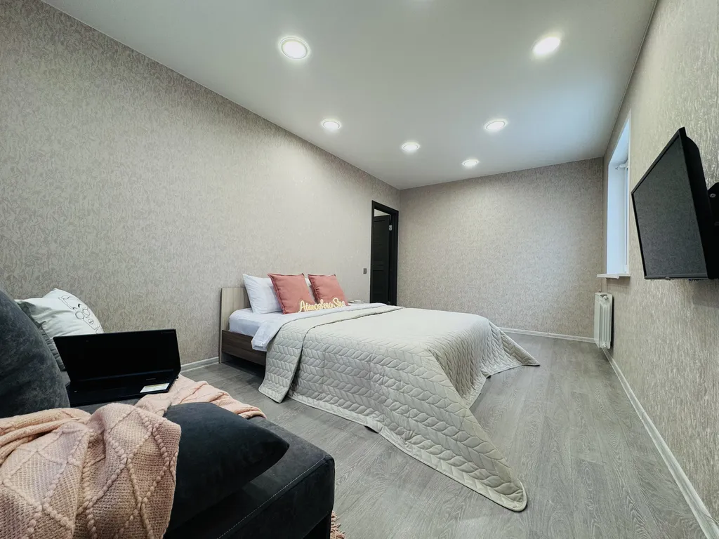 Квартира Квартира Просторная двушка в центре — Новосибирск