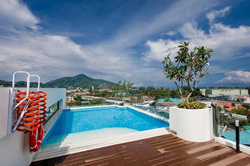 Квартира дизайнерская двухкомнатная рядом с Камалой