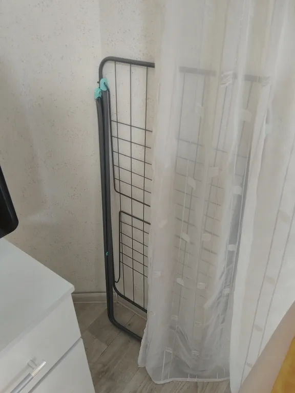 Благоустроенная квартира в тихом районе.