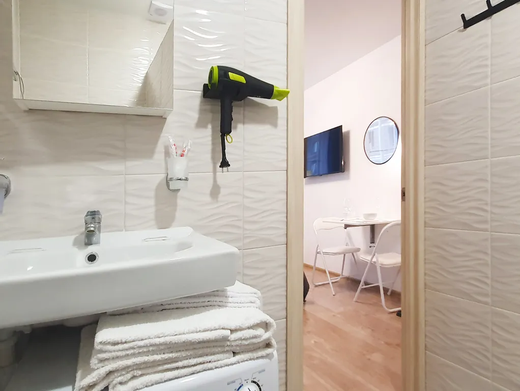 Новая студия, чистый подъезд, свежий ремонт, пешком до Борисоглебского