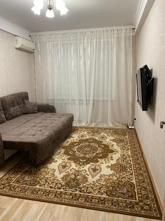 Квартира в центре на берегу моря