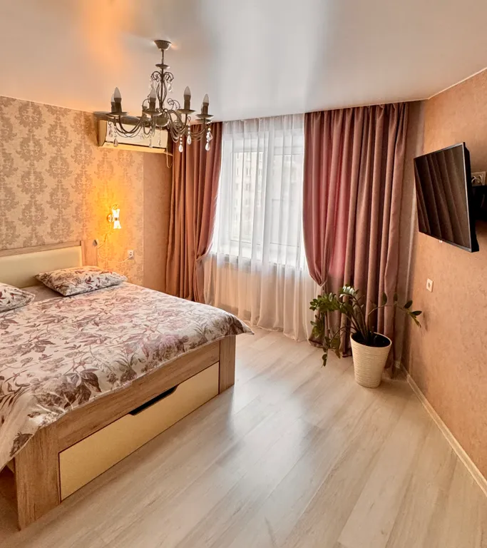 2х комнатная квартира в центре города с хорошим ремонтом