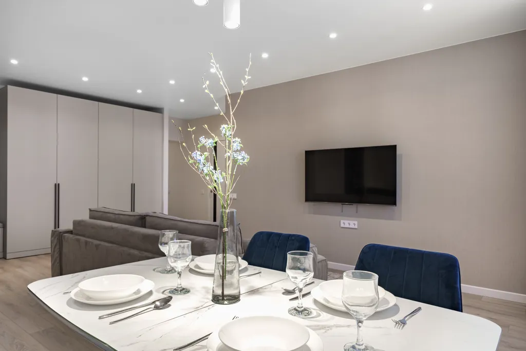 Дизайнерская квартира напротив ТЦ Планета