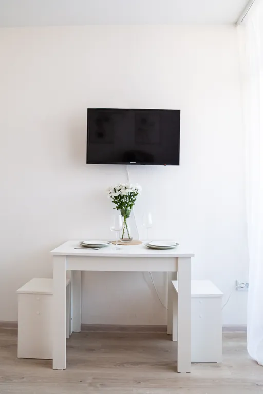 Маленькая дружелюбная студия недалеко от СК Новое поколение