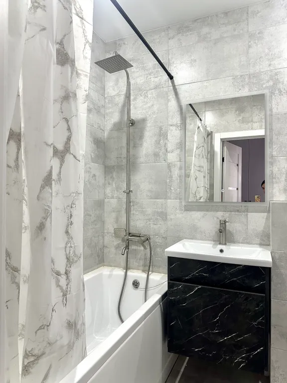 Квартира в центре города с новым ремонтом и красивыми закатами