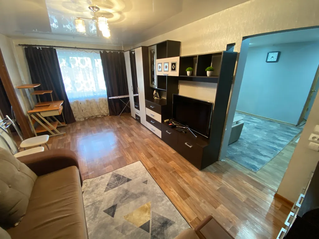 Отличная квартира возле стадиона СибВО