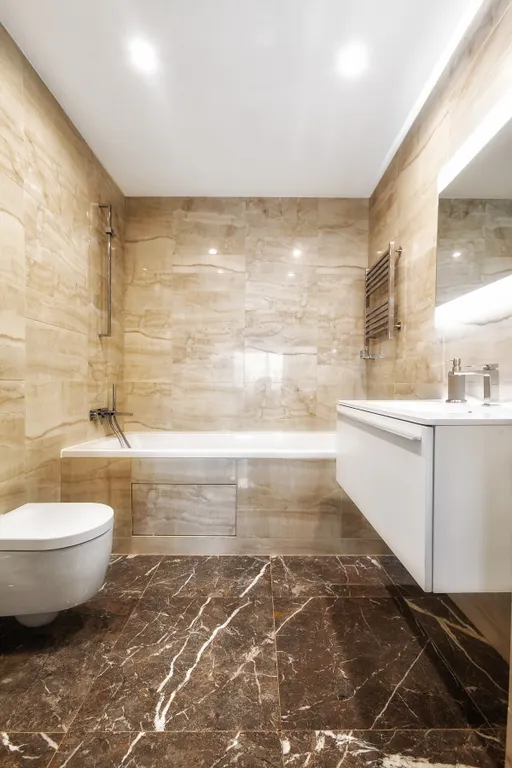 Апартамент в Москва Сити с панорамной ванной