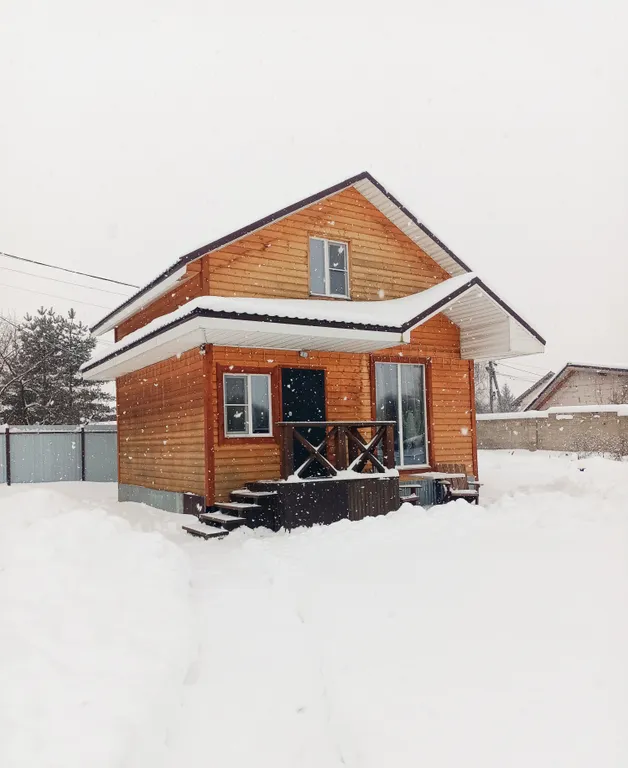 Остров Аннушки - уютные домики у реки