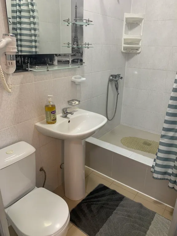 Квартира Апартаменты с отдельным входом в центре города — Геленджик