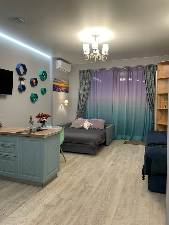 Студия с видом на море