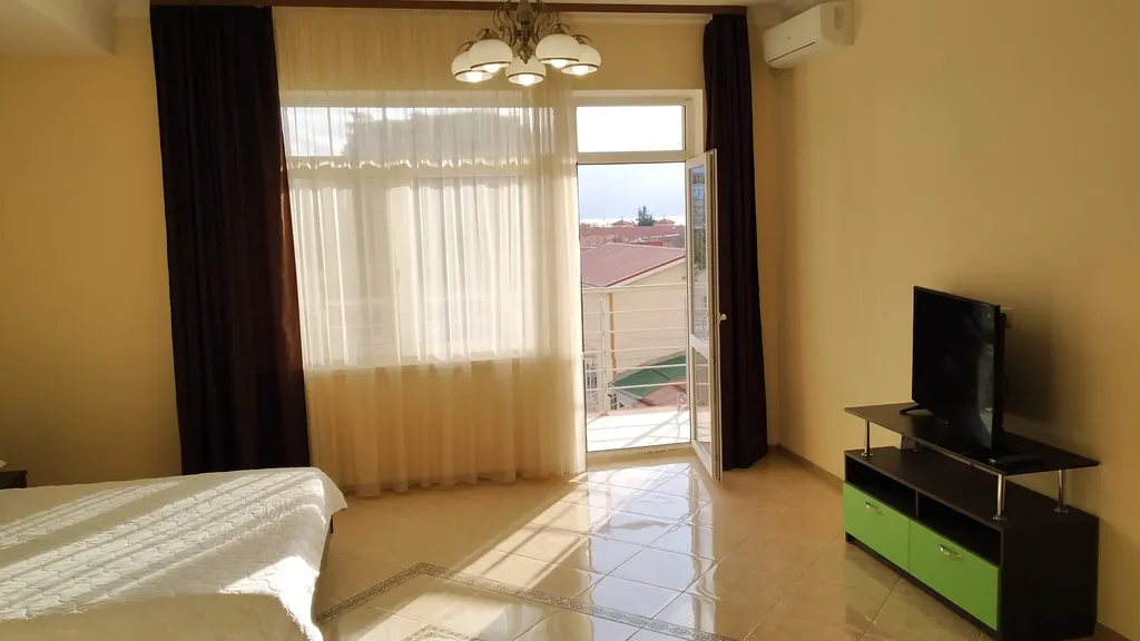 Апартаменты с видом на море и горы