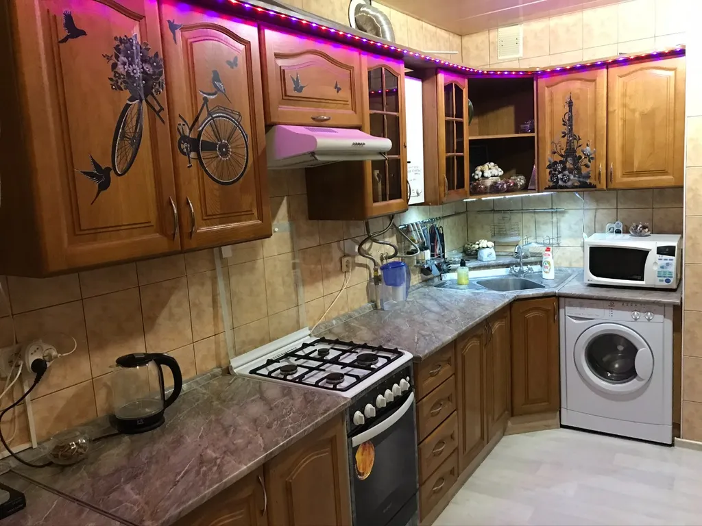 Просторная и чистая 2-к квартира в центре