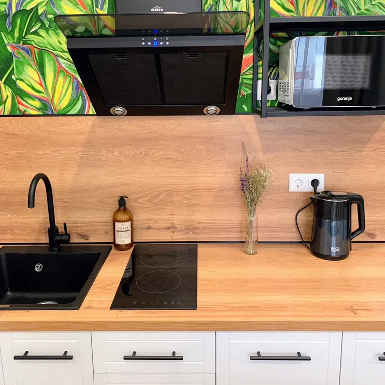 Уютная студия у ТЦ Вершина