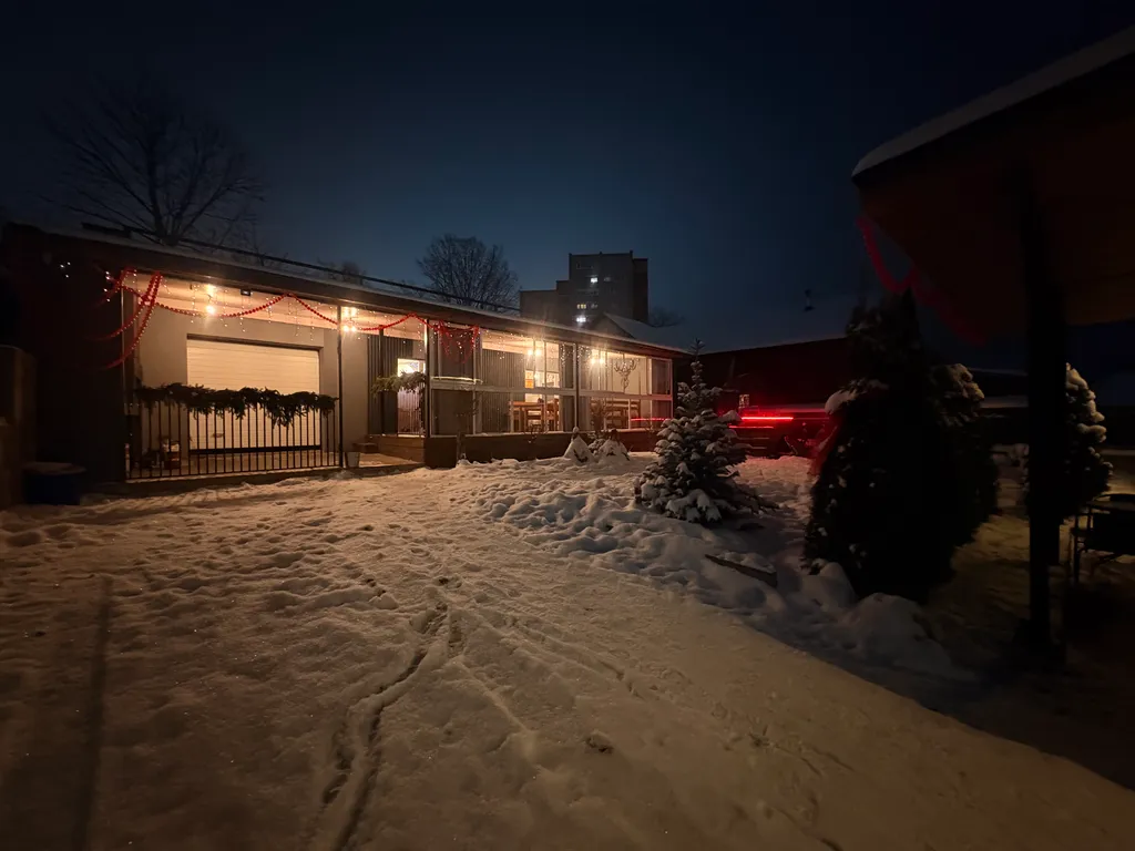 Дом с горячей купелью и баней в стиле Loft в центре Гродно