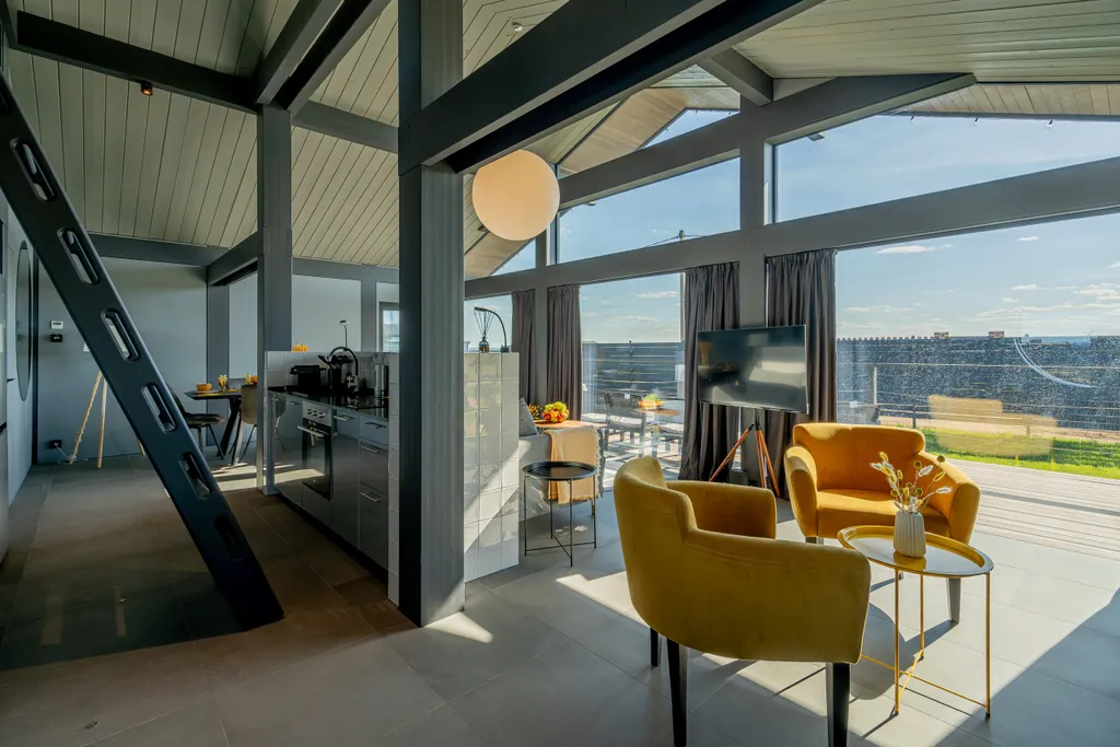 Янтарный дом в Загородном клубе у Плещеева озера