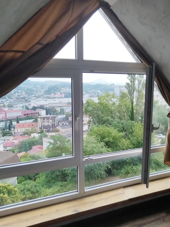 Квартира Двухуровневая квартира с панорамным видом на горы и город — Сочи