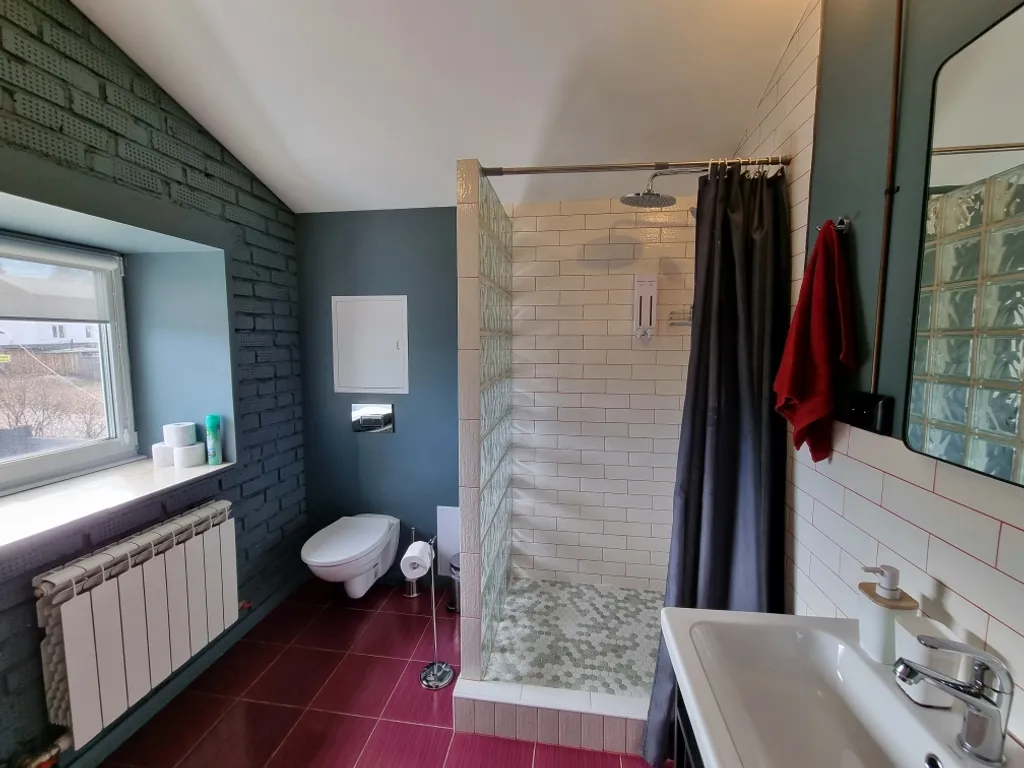 Коттедж с бассейном, баней, беседкой для больших компаний