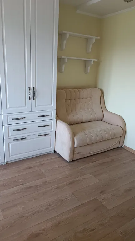 Уютная двухкомнатная квартира семейного типа в центре Белокурихи