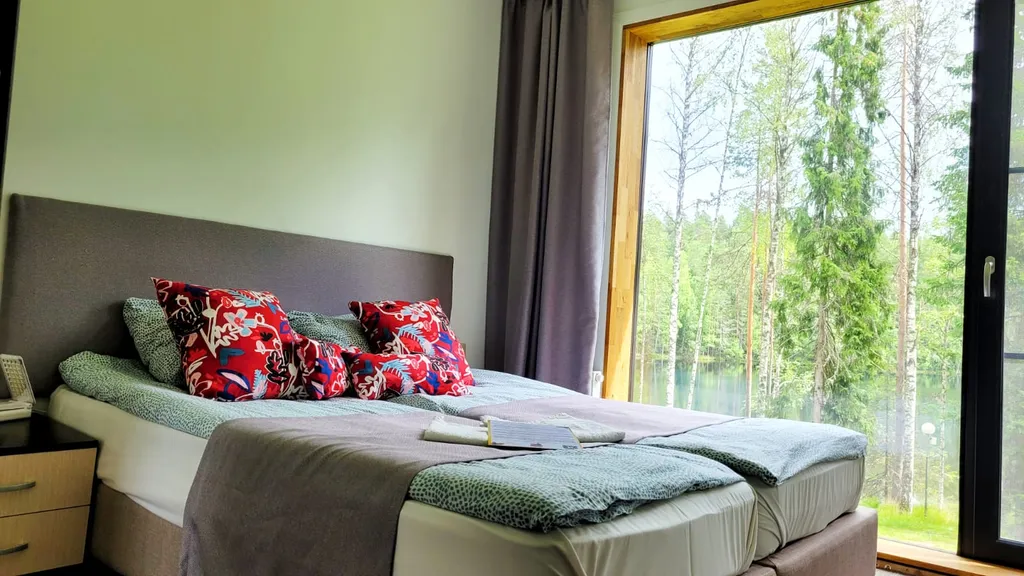 Brusnika village коттедж с видом на озеро