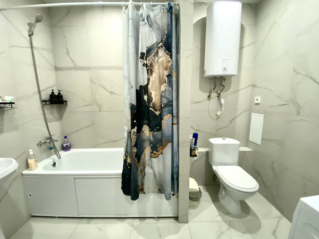 Панорамный огромный 2-х комнатный номер в новом ЖК, парковка