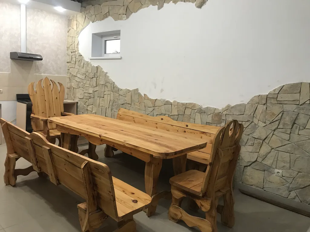 Дом с бассейном рядом с Волгой