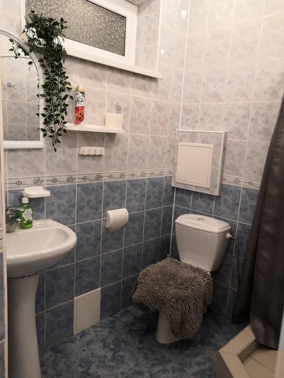 Квартира Квартира Семеный с кухне с видом на детскую площадку — Геленджик