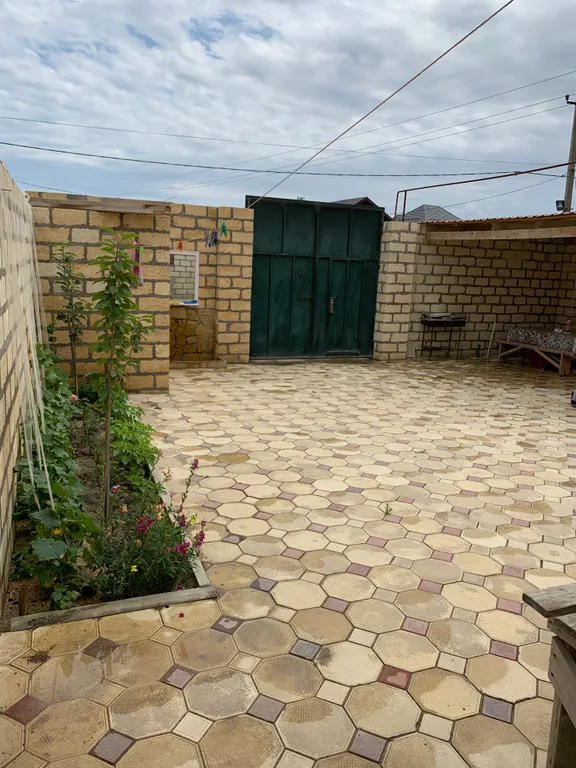 Дом на берегу моря