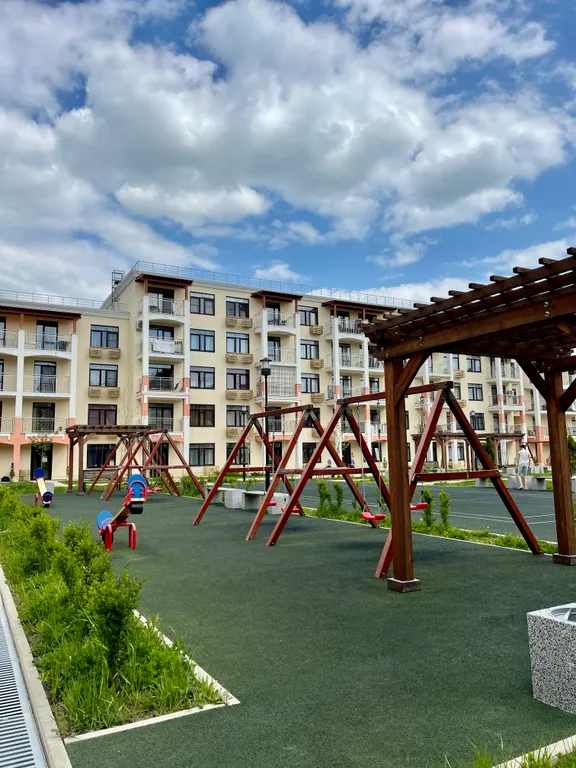 Уютная квартира с отдельным входом в ЖК Кипарис