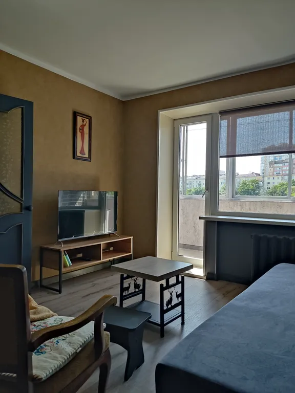 Однокомнатная квартира на полуострове Эгершельд рядом с Владивостокским Портом