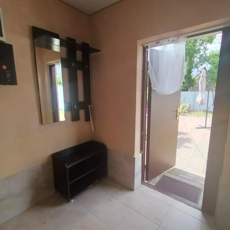 Коттедж Уютный дом у моря — Сухум