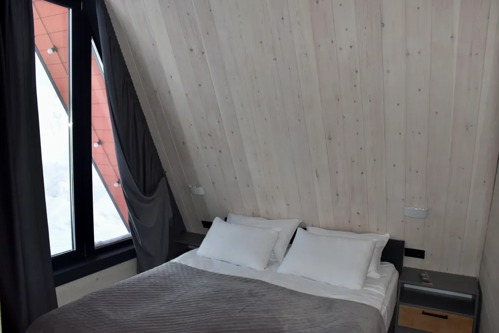 Уютное шале с дизайнерским интерьером