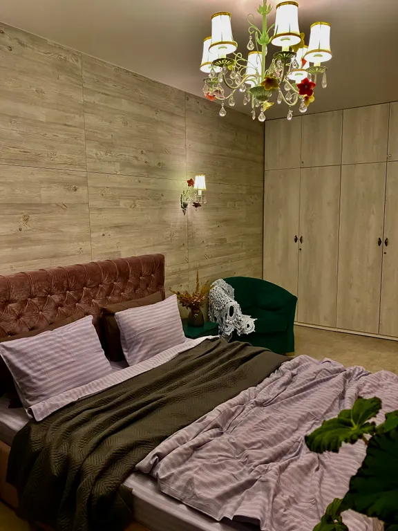 Уютная квартира около зоопарка с видом на пруд