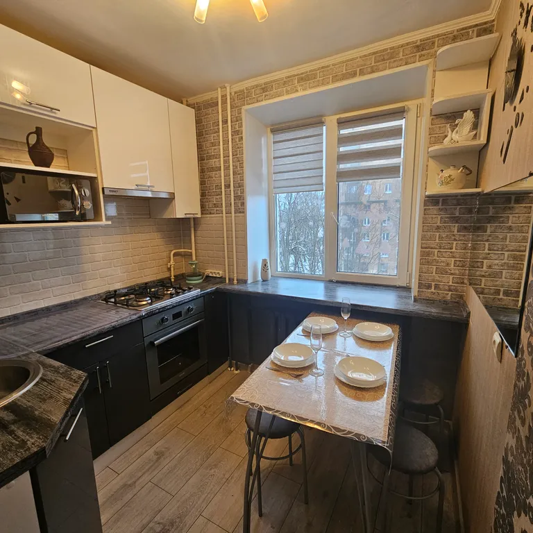 Большая, уютная двухкомнатная квартира возле пляжа