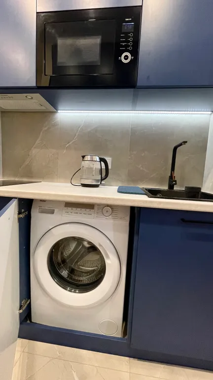 Дизайнерская видовая квартира с террасой и камином