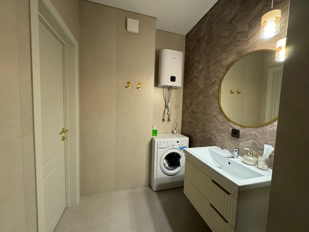 Новая дизайнерская квартира на берегу реки ЖК Белые росы