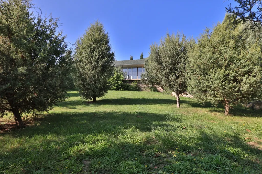 Коттедж Деревянный дом с личным бассейном в усадьбе Можжевеловый дворик — Айвовое