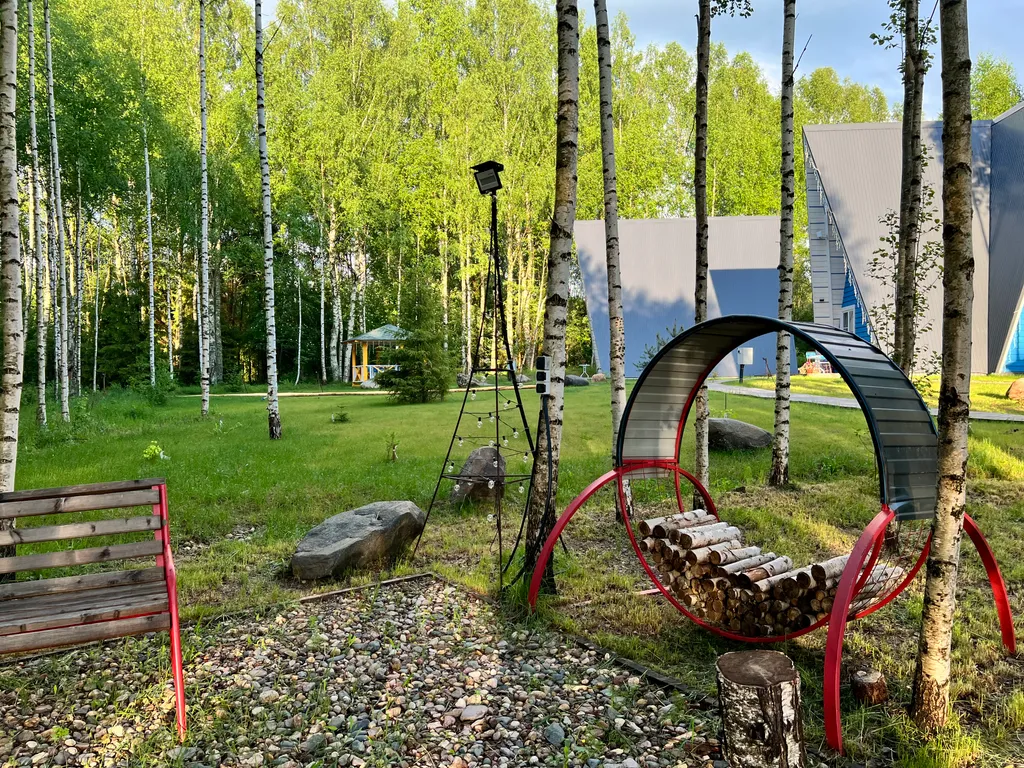 Уютный дом в лесном массиве недалеко от реки