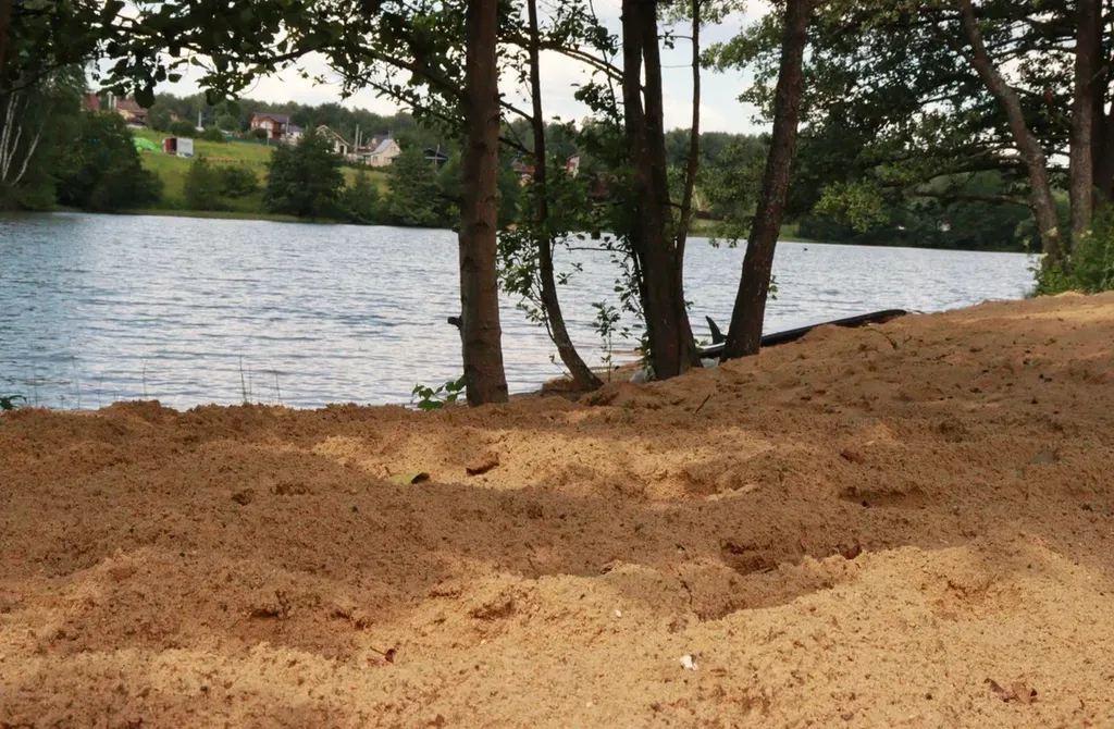 Коттедж Уютный гостевой дом с террасой на берегу озера — Кашира