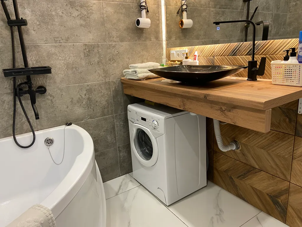 Новая квартира с панорамными окнами в Центральном районе (Глобус, СВУ)