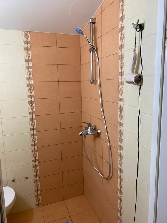 Дом с бассейном, баней и видом на море