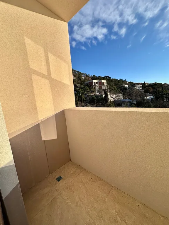 Уютная квартира с тремя спальнями с видом на море