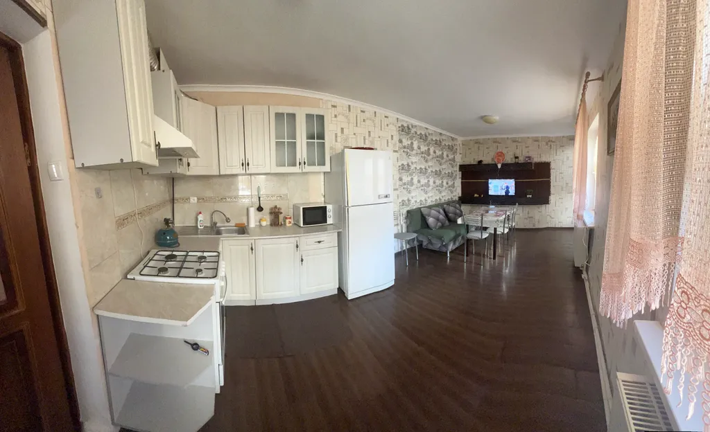 Коттедж Гостевой дом с беседкой — Новороссийск